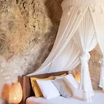 Luxurious Stone Cave With Pool And Sea View Prázdninový dům Kíssamos